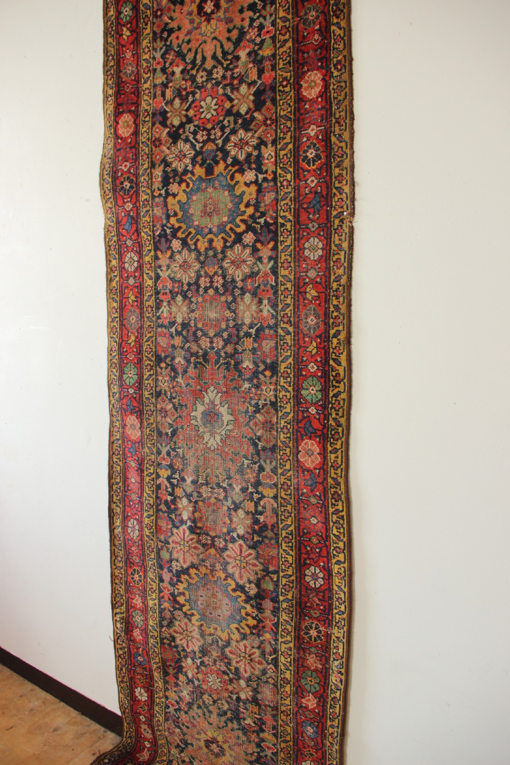 81 x 354cm 19th century Fereghan Runner View VI