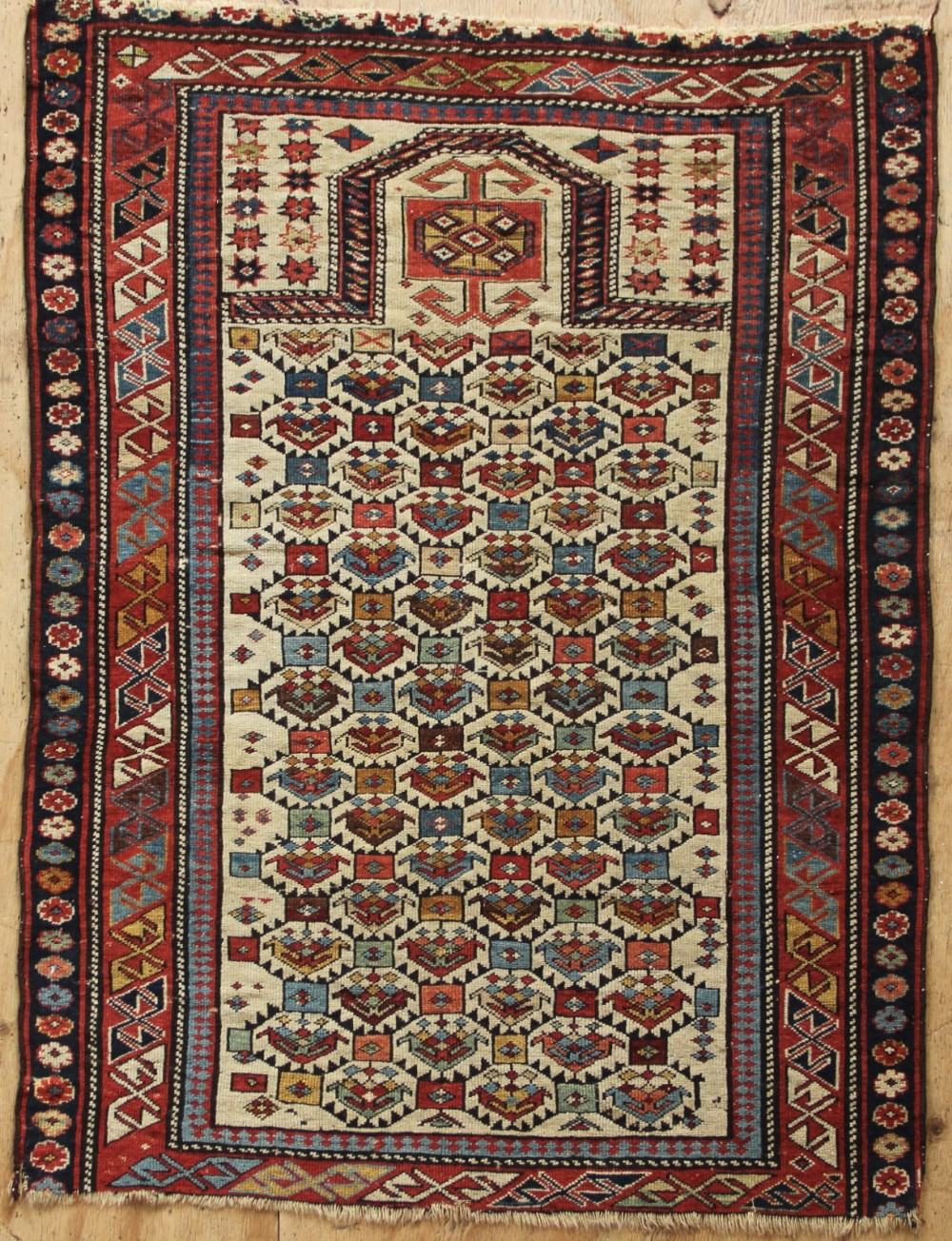87 x 115cm Fine Antique Shirvan Prayer Rug