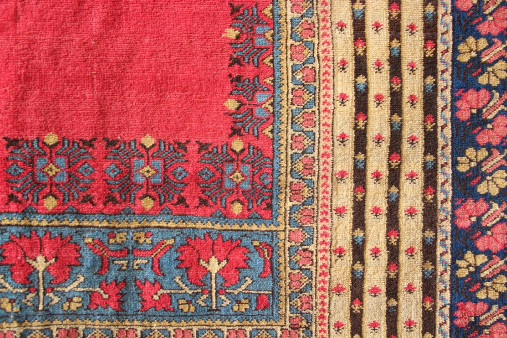 128 x 188cm Antique Anatolian Prayer Rug View VIII