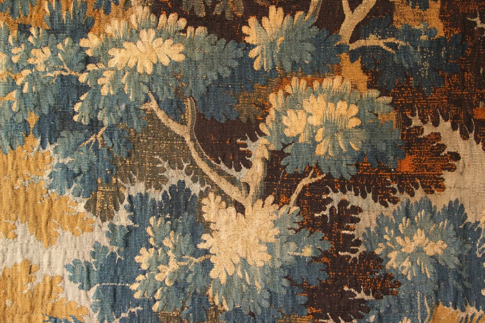 297 x 272cm 'The Naughty Dog' Verdure Tapestry, 18th Century View XI