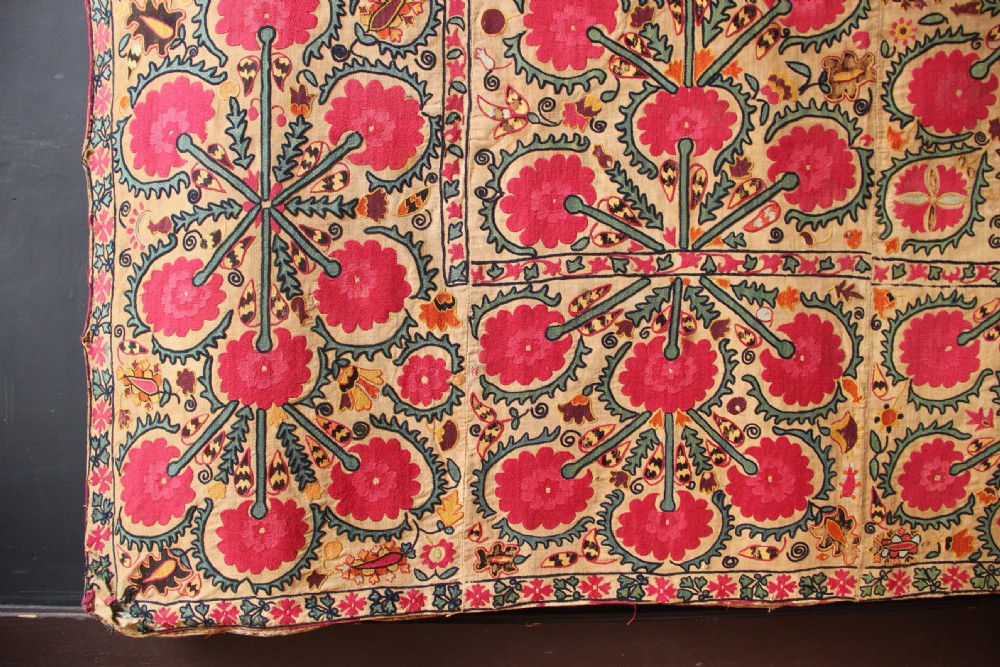 189 x 226cm Mid 19th Century Ura Tube Uzbek Suzani View IV