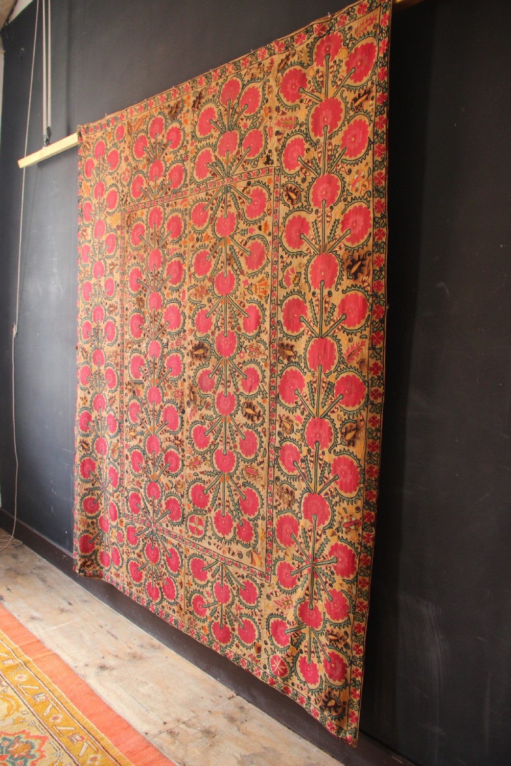 189 x 226cm Mid 19th Century Ura Tube Uzbek Suzani View XI
