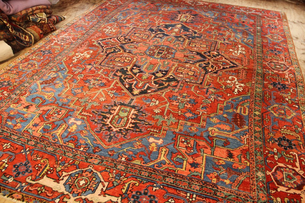292 x 388cm Antique Heriz Carpet View XI