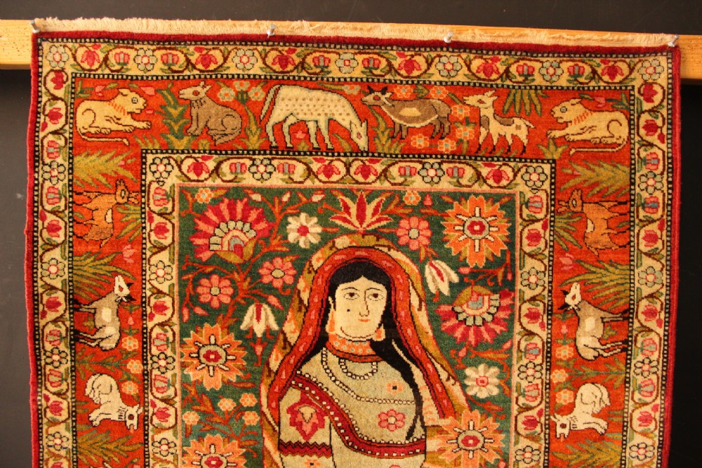 67 x 81cm Lavar Kirman Pictoral Rug View II