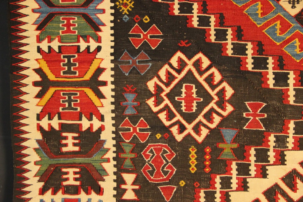160 x 231cm Antique Caucasian Flatweave View III