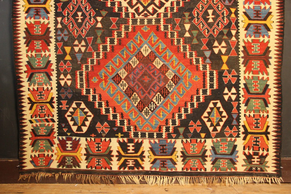 160 x 231cm Antique Caucasian Flatweave View V