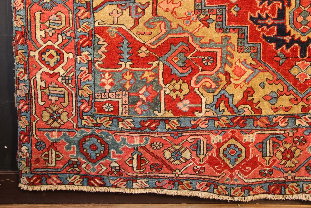 261 x 309cm Small Antique Heriz Carpet View VI