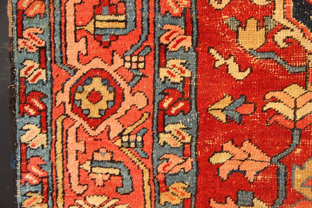 261 x 309cm Small Antique Heriz Carpet View XI