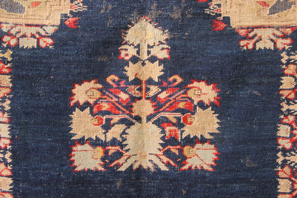 157 x 232cm Fine Early 19th C Ghiordes Prayer Rug View VII