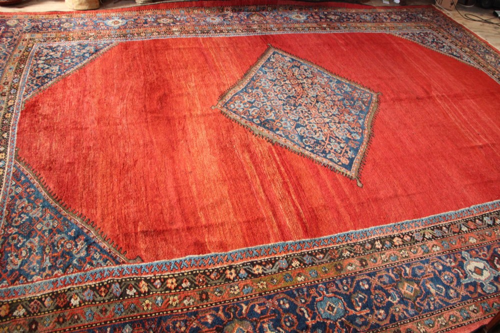 330 x 450cm Antique Sultanabad Carpet View VI