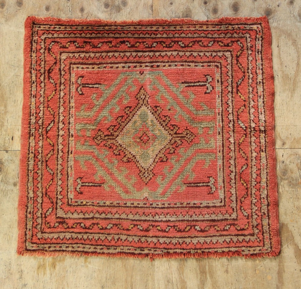 88 x 93cm Antique Oushak Mat