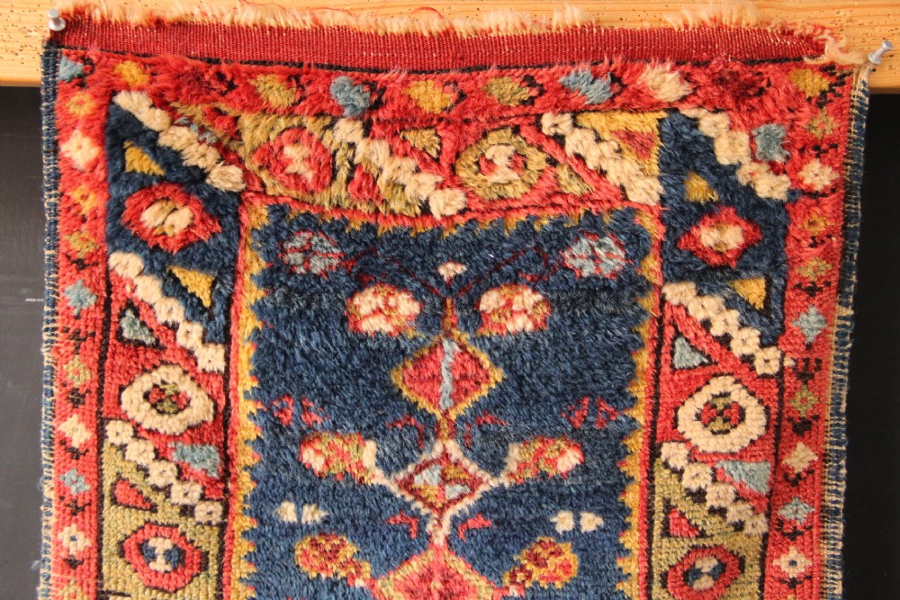 40 x 80cm Early 19th Century Bergama Yastik View IV
