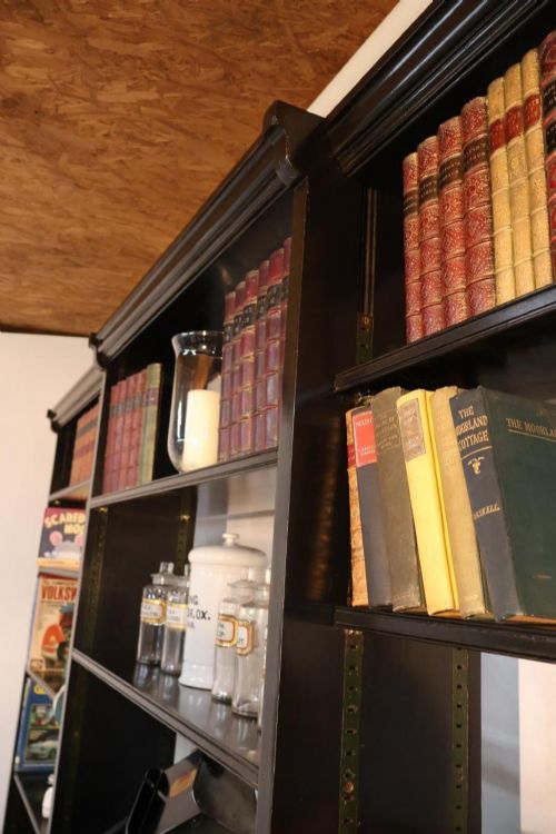 EBONISED BREAKFRONT OPEN BOOKSHELVES - ADDITIONAL PHOTO 7