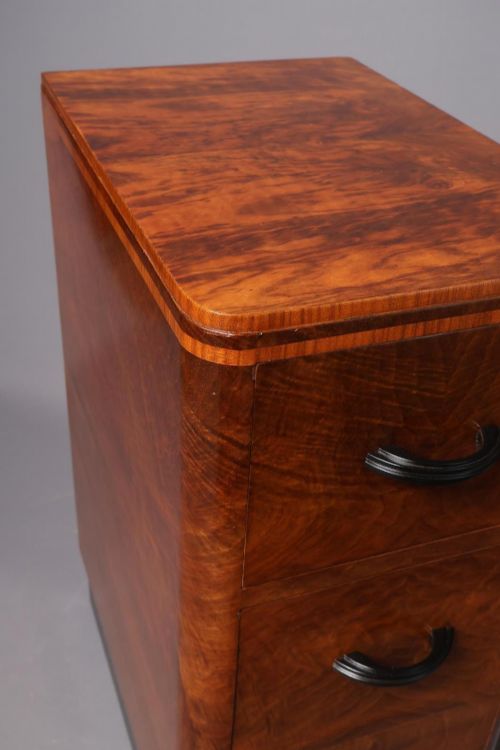ART DECO WALNUT BEDSIDE CABINETS - ADDITIONAL PHOTO 4