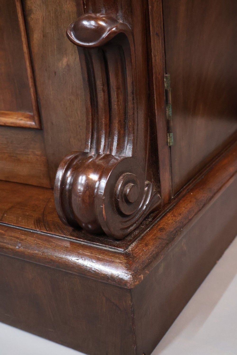 A William IV mahogany cylinder bureau bookcase featuring a two-door glazed upper cabinet, a rounded cylinder writing section, and lower cabinet doors. View XIII