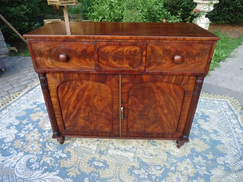 fig 1. LATE 18TH CENTURY MAHOGANY SECRETAIRE CHEST.
