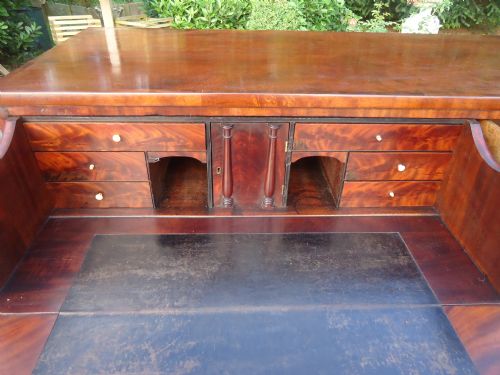 fig 2. LATE 18TH CENTURY MAHOGANY SECRETAIRE CHEST.
