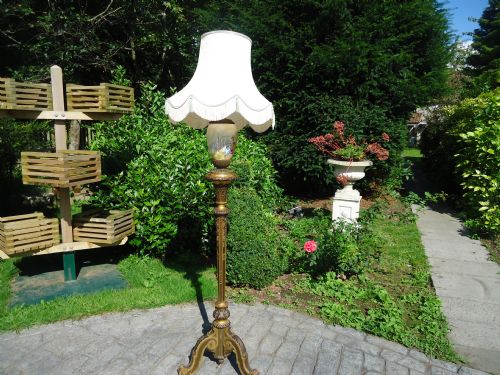 French Gilded Walnut Standard Lamp with Sevres Bowl