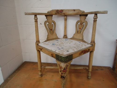 Painted Chinoiserie Corner Chair