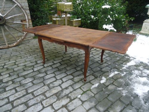 fig 1. FRENCH PARQUETRY EXTENDING OAK DINING TABLE SEATS 8-10