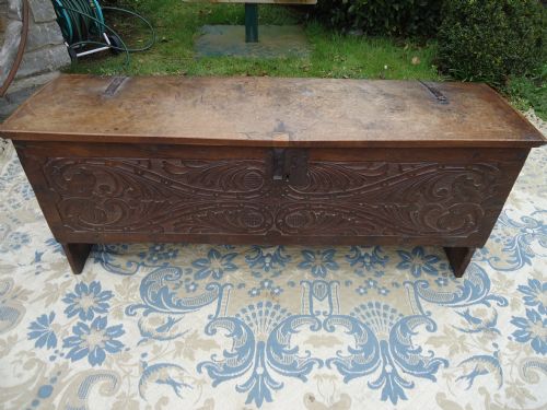 Late 17th Century Pollard Oak Sabre Chest/coffer
