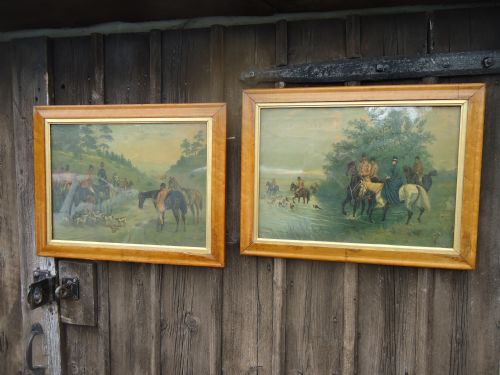 Pair of Victorian Maple Framed Prints Depicting Hunting Scenes