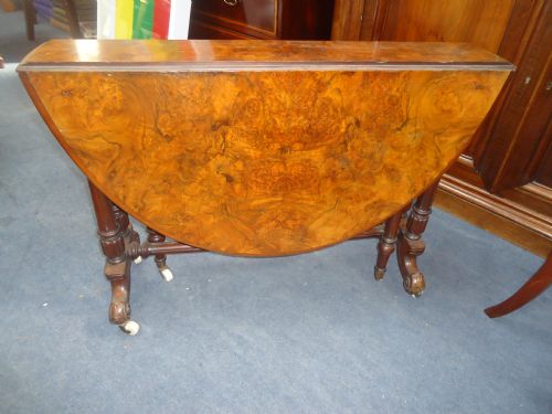 Victorian Walnut Sunderland Table