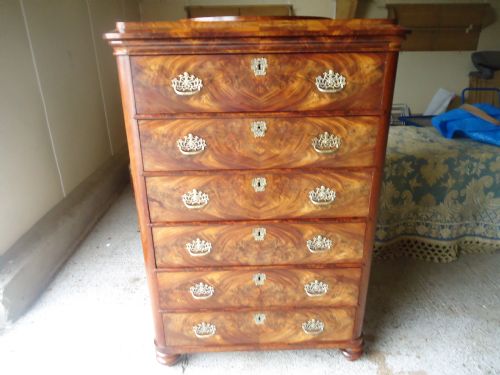 Flame Mahogany Chest of Six Drawers