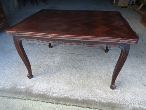 French Parquetry Oak Dining/kitchen Extending Table to Seat Eight-ten People.