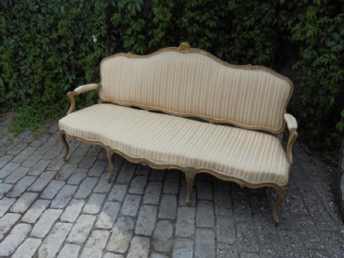 19th Century  French Gilded Salon Settee