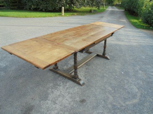 Light Oak Extending Farmhouse/kitchen Table Seats Ten/twelve