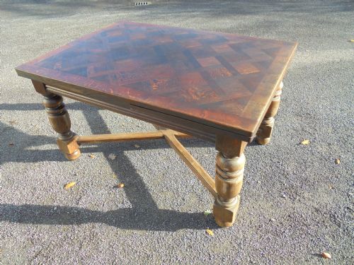 French Parquetry Oak Extension /Farmhouse Table. Seats Ten