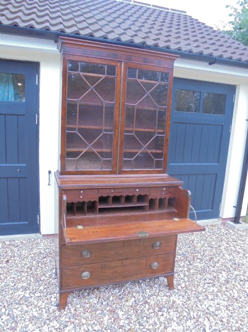 fig 1. 18th century mahogany secretair bookcase
