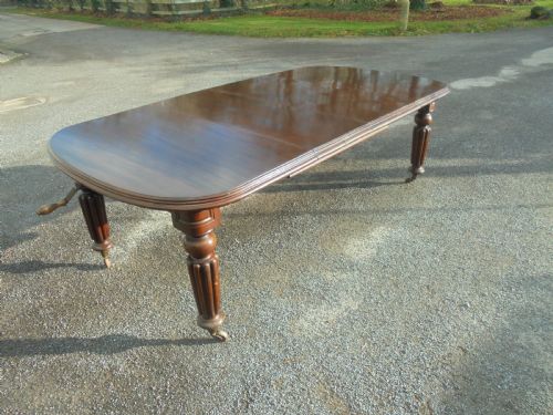 19th Century Mahogany Two Leaf Extending Dining Table Seats Ten