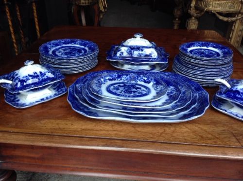 Late 19th Century Flow Blue Verona Part Dinner Service