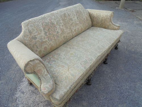 fig 1. William & Mary style settee, sofa. Three seater