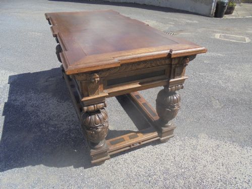 fig 1. Late 17th century oak centre table possibly Flemish