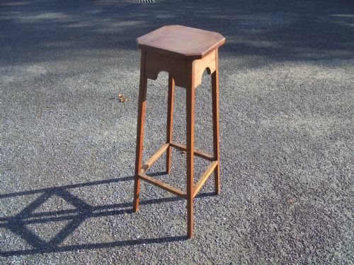 Arts and Crafts Oak Plant Stand
