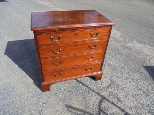 Small Georgian Chest of Drawers