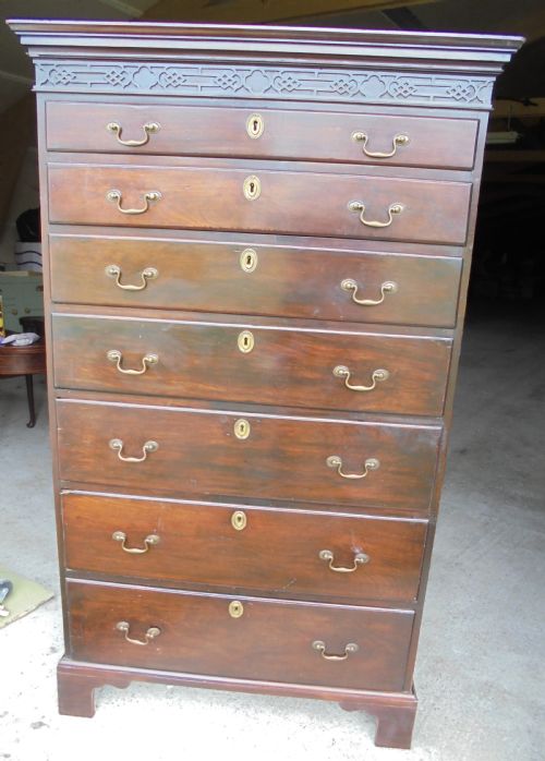 Chippendale Style Mahogany Chest of Seven Drawers