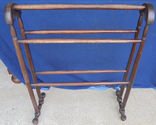 Victorian Towel Rail Hanger