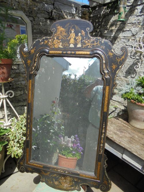 Chisionerie Decorated Wall Mirror