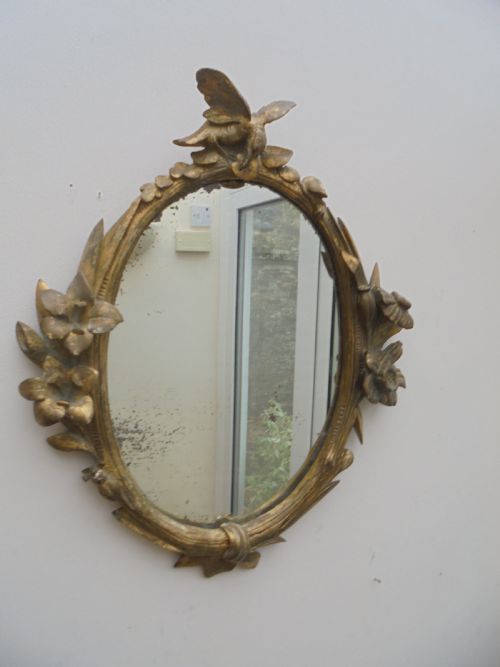 18th Century Oval Gilded Wood  Wall Mirror