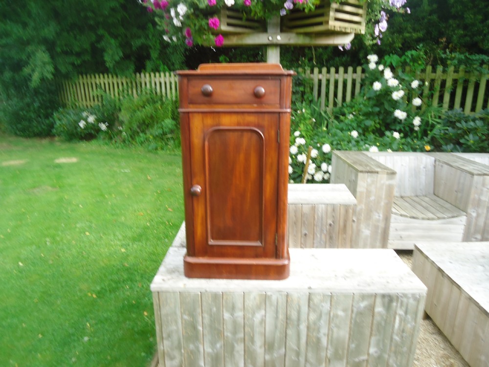 Victorian Mahogany bedside cupboard