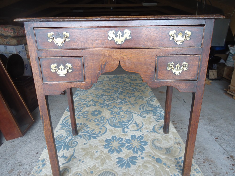 Early 18th century oak low boy
