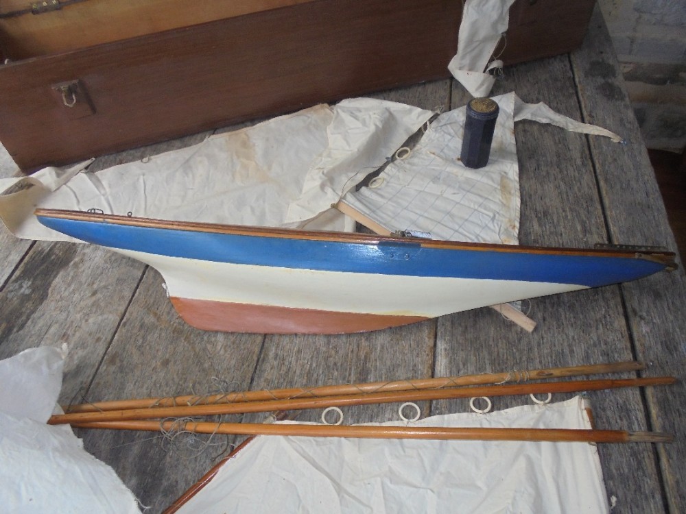 Victorian pond yacht