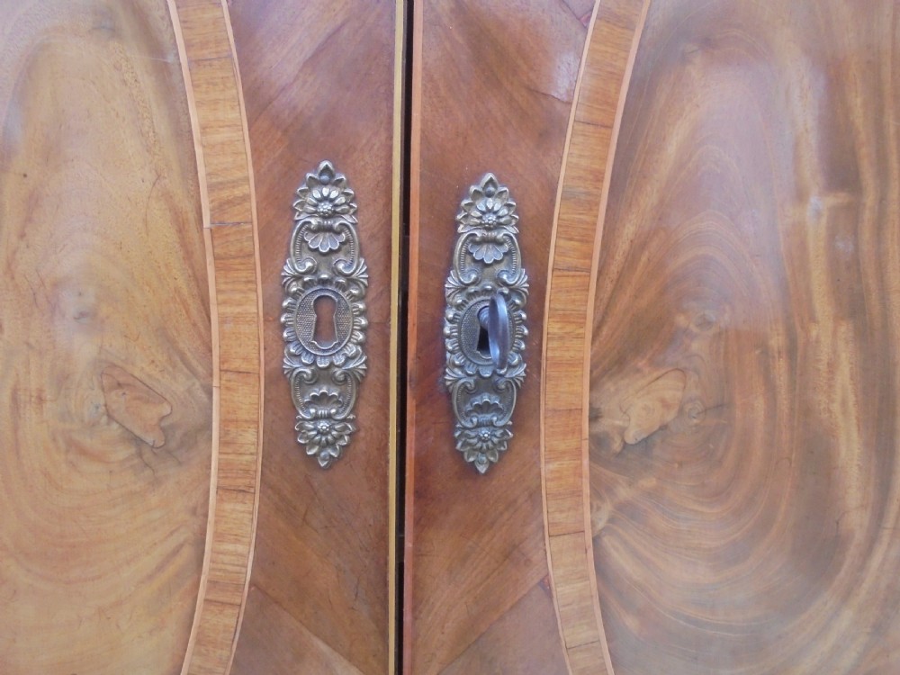 19th century oval panelled Channel Island linen press View III
