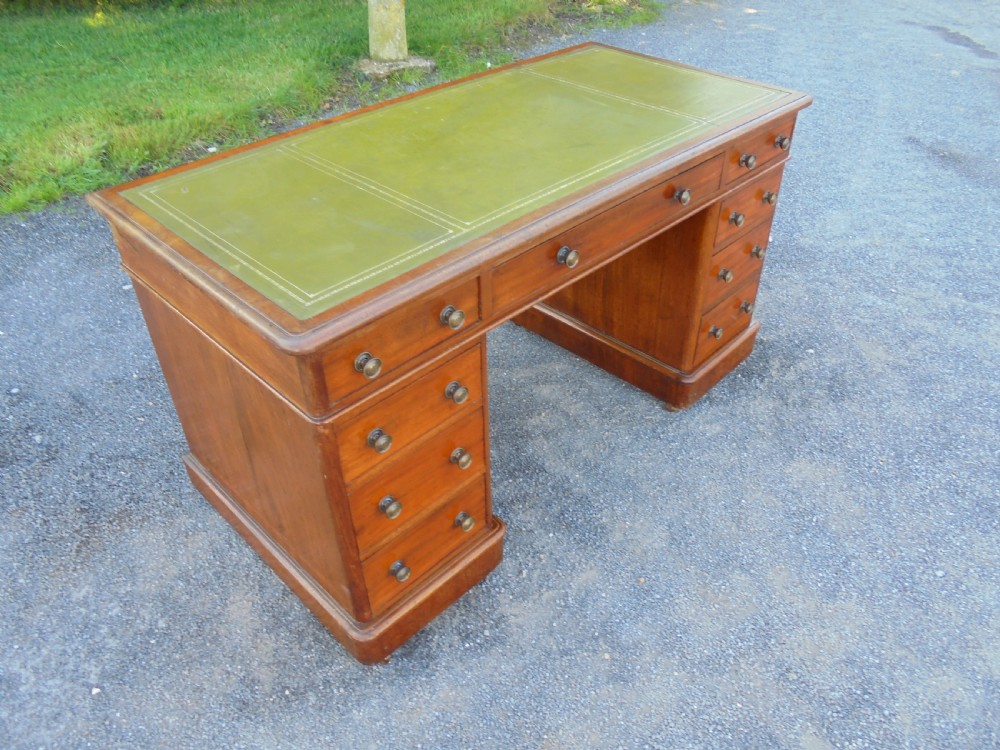 Victorian mahogany twin pedestal desk View III