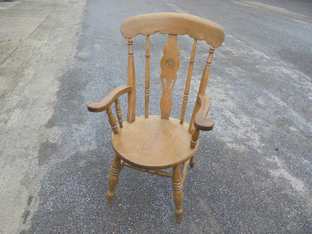 Country ash and elm Gentleman's armchair