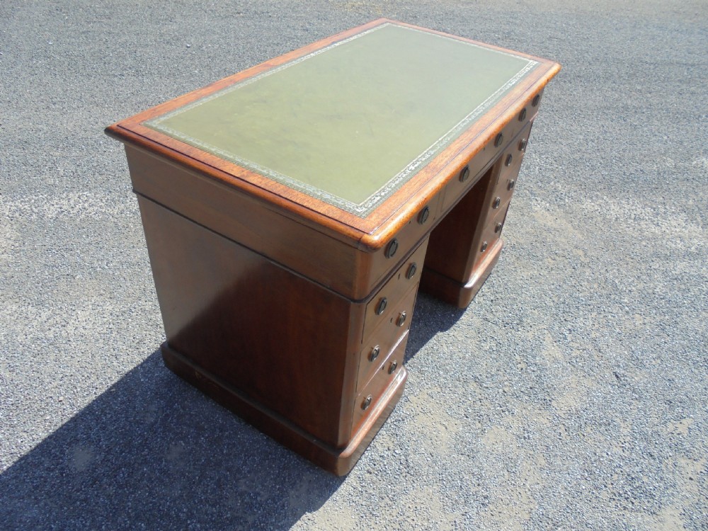 Victorian kneehole leather top writing desk View II